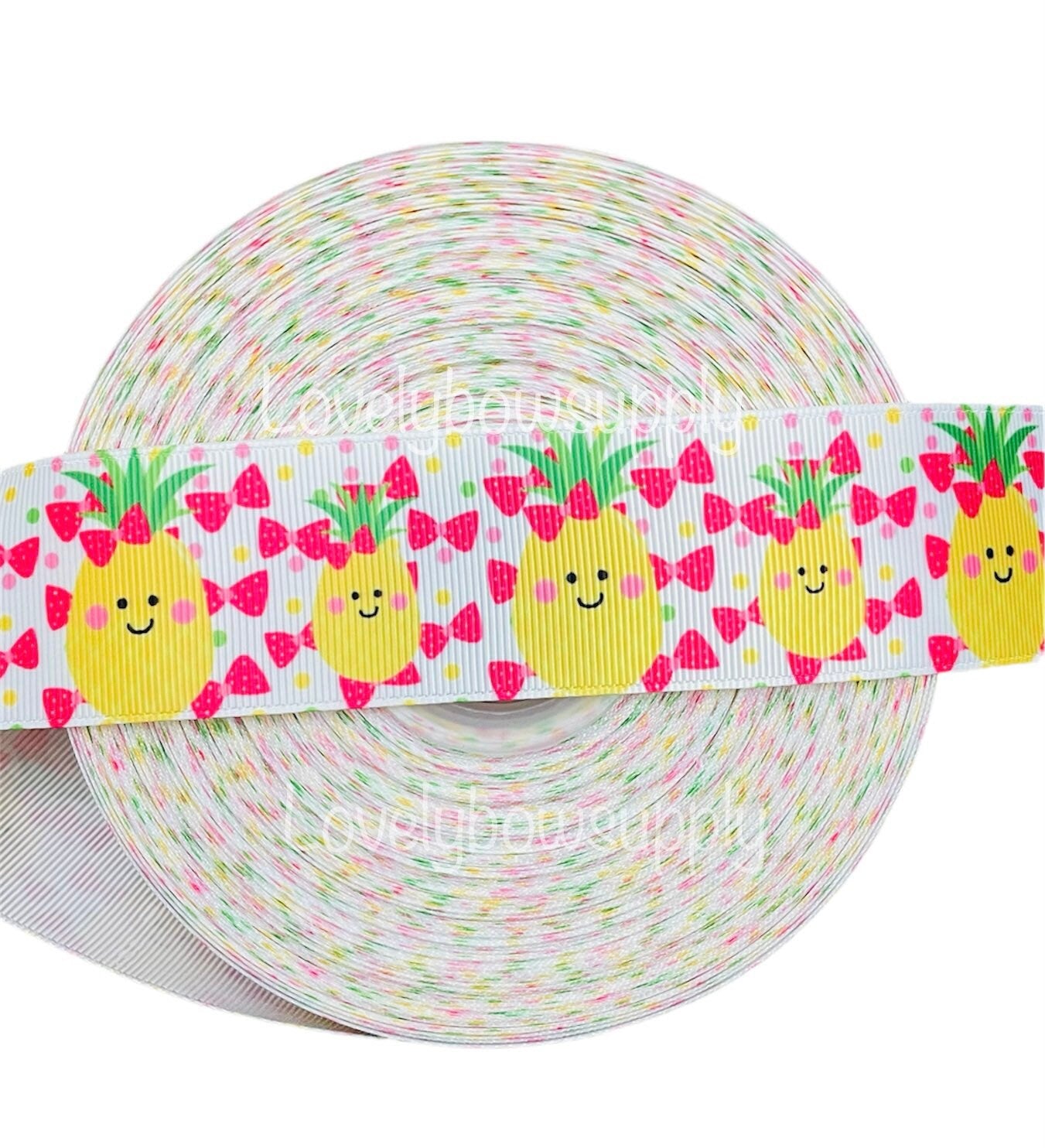 1.5 " Happy Pineapples